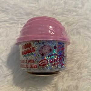 Girl’s Num Noms Cupcake